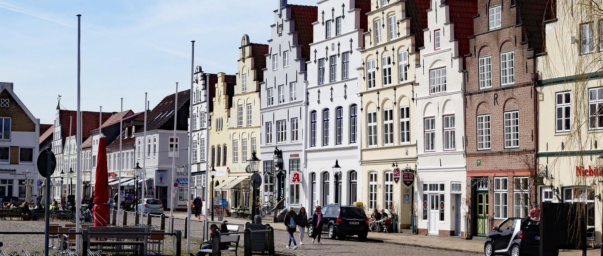 Symbolbild Häuserreihe einer Altstadt