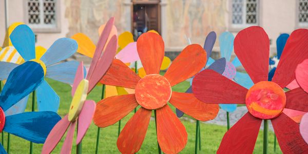 Symbolbild Dekoblumen 