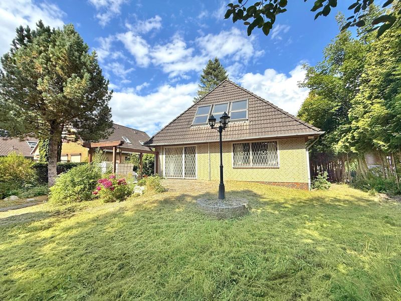 Bild von Haus in Halstenbek
