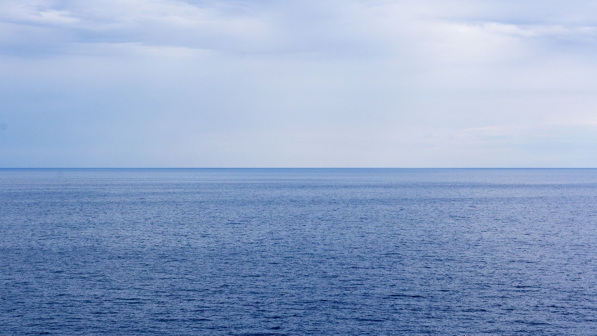 Symbolbild: Meer mit Horizont